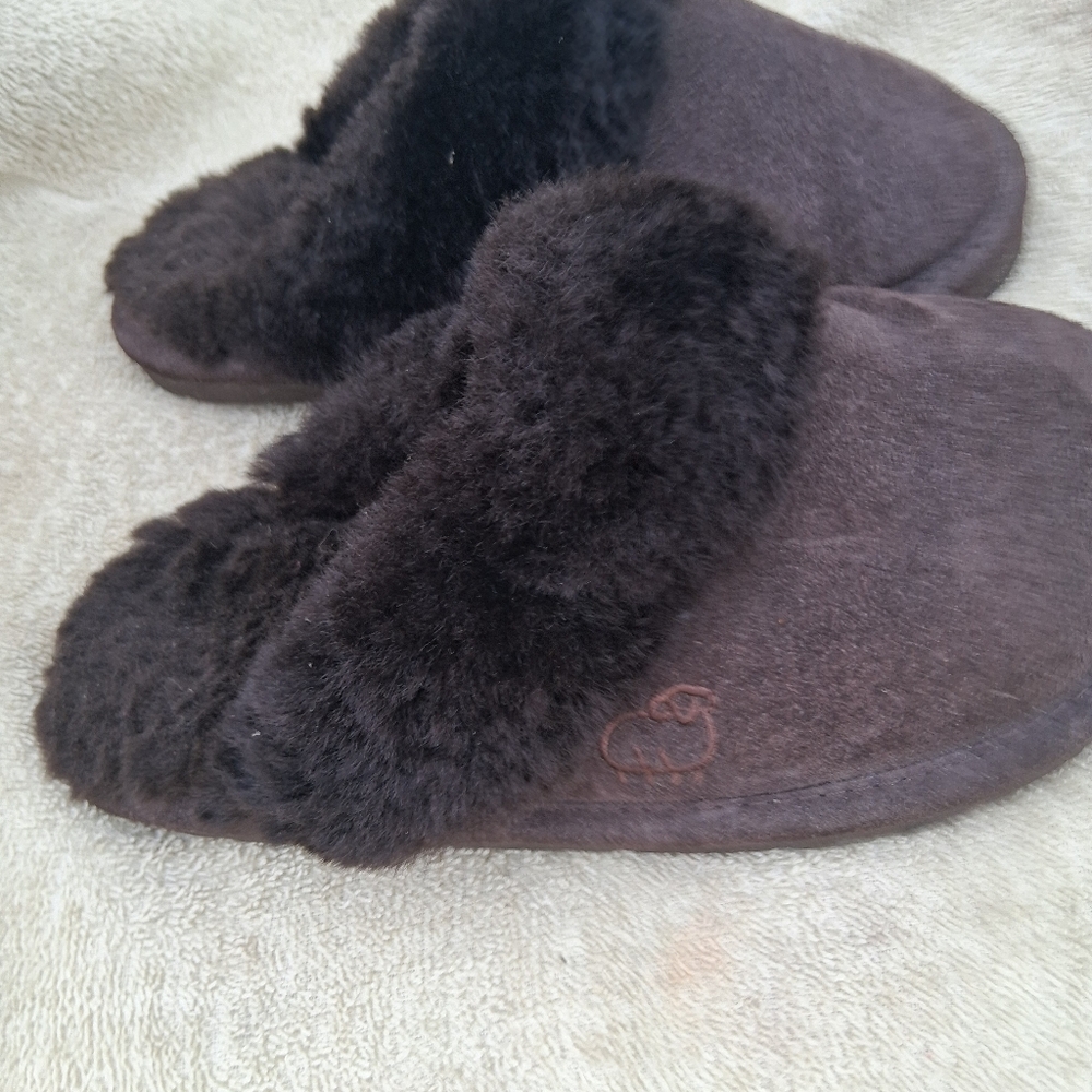 LAMO Sz Large Grey Sheepskin thong Slippers Nw Out Box91/2" Toe Toheel - Picture 4 of 7